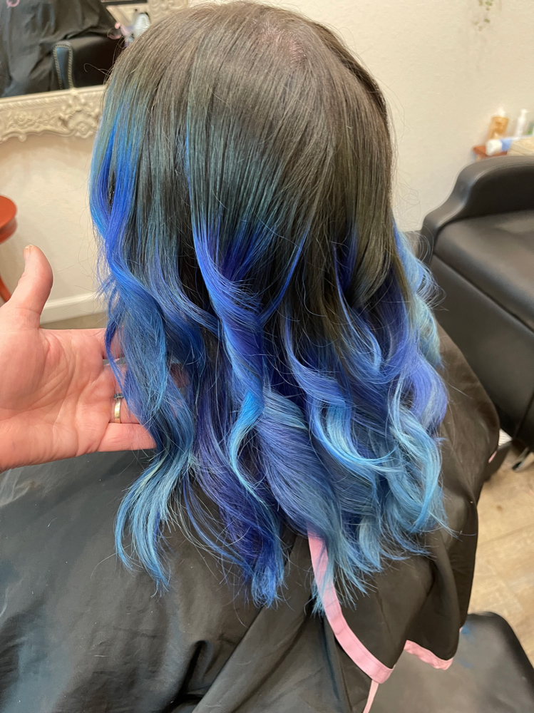 Add Vivids To 50% Of Hair