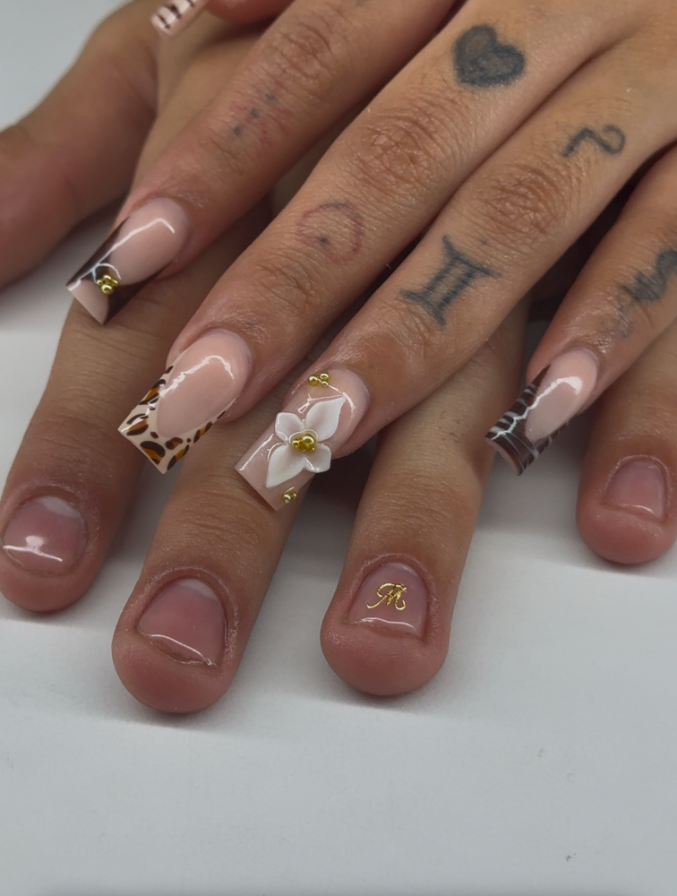 basic couple deal 🤍Full set + Mani