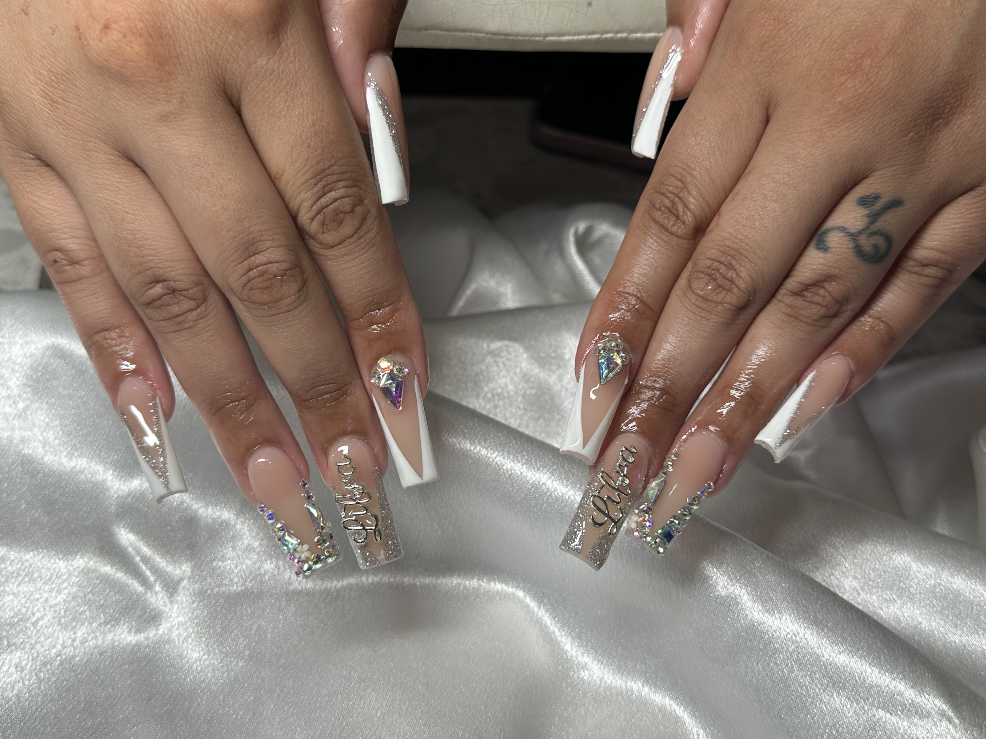 Freestyle w/ bling