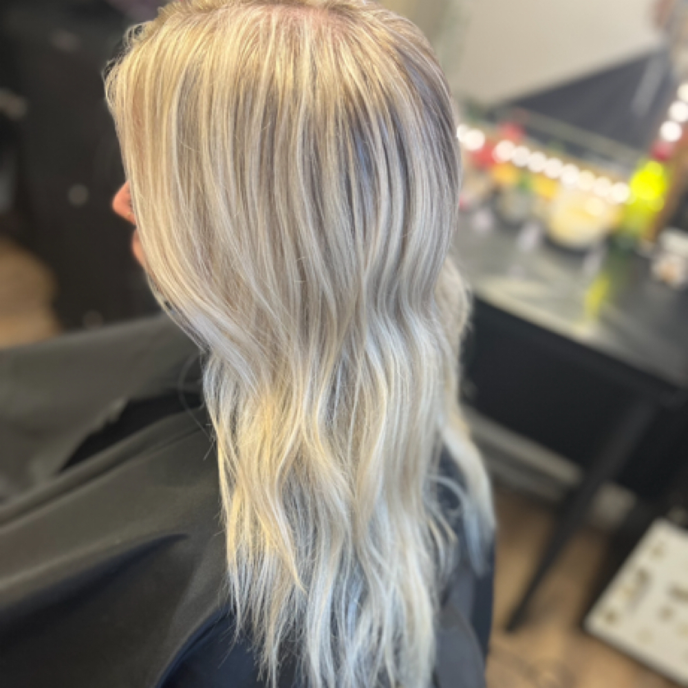 Full Highlight at Taurus Moon Salon 🌙 in Winter Haven, FL