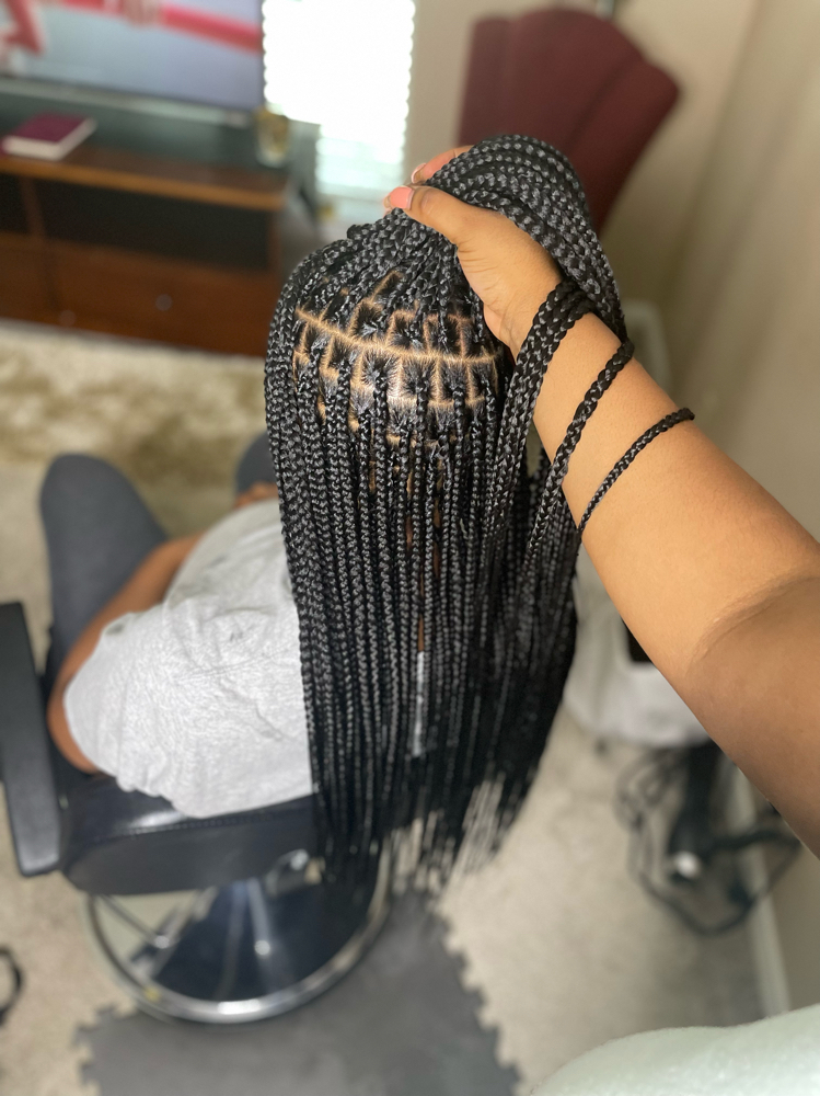 Small Knotless Braids
