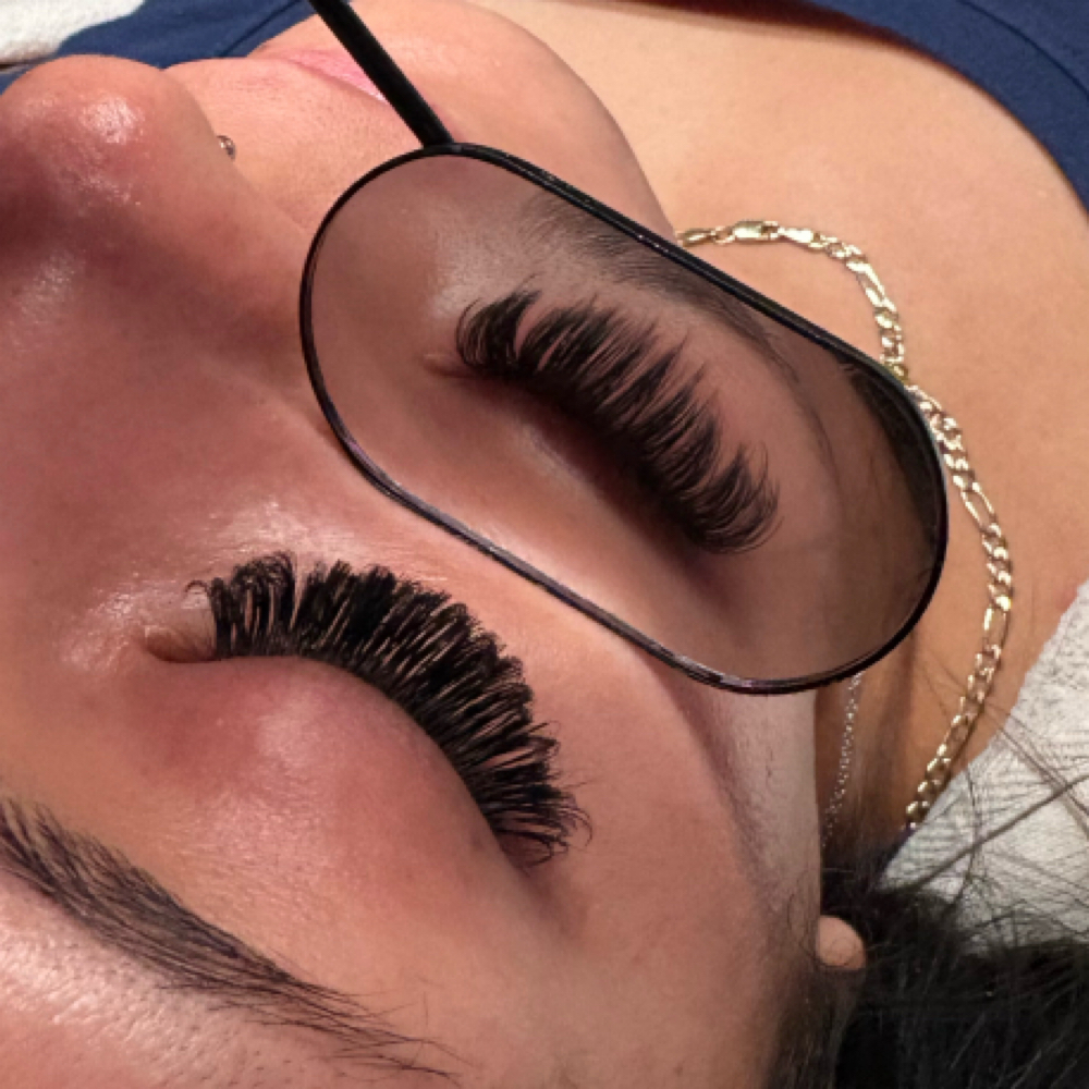 Full Set Lash Extensions at Falling in Lash in Redlands, CA