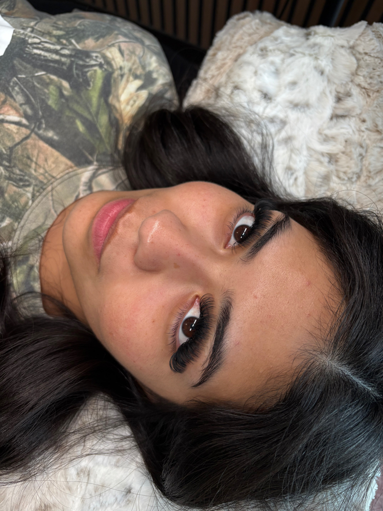 Full Set Lash Extensions