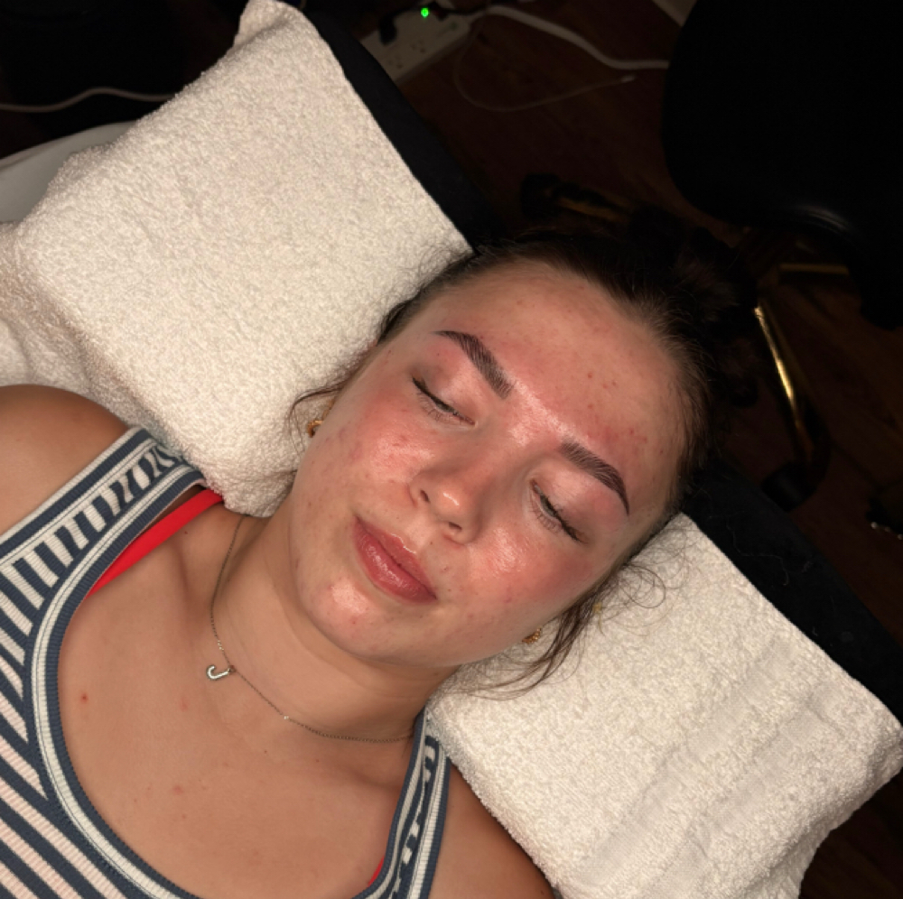 Brow Tint at PR Beauty Bar in Conway, AR