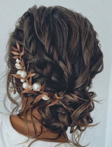 Bride hairstyling TRIAL