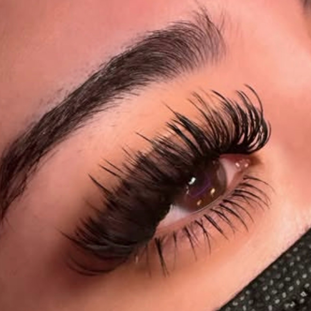Bottom lashes at Vanity Lashes in las vegas, NV