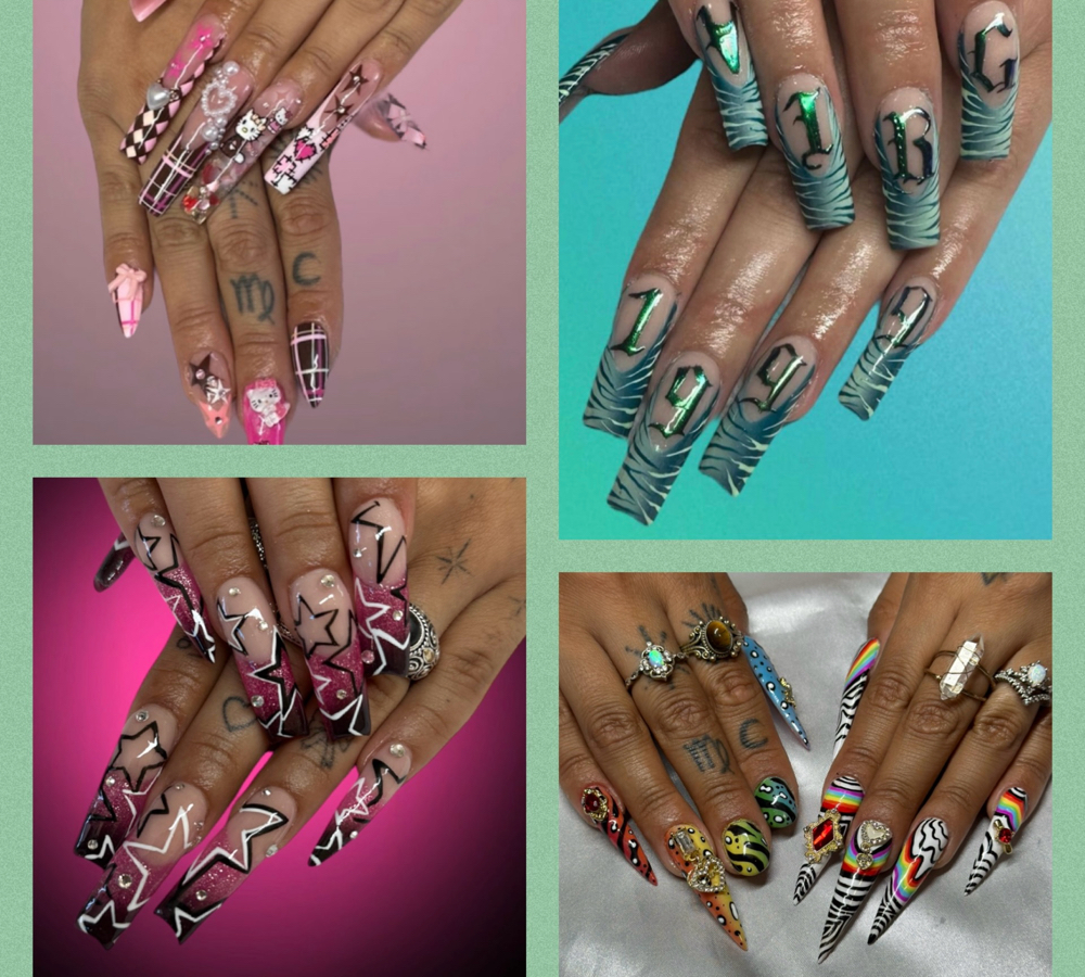 Extensive Nail Art