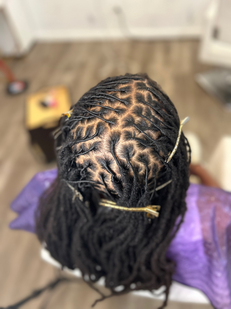 Regular retwist