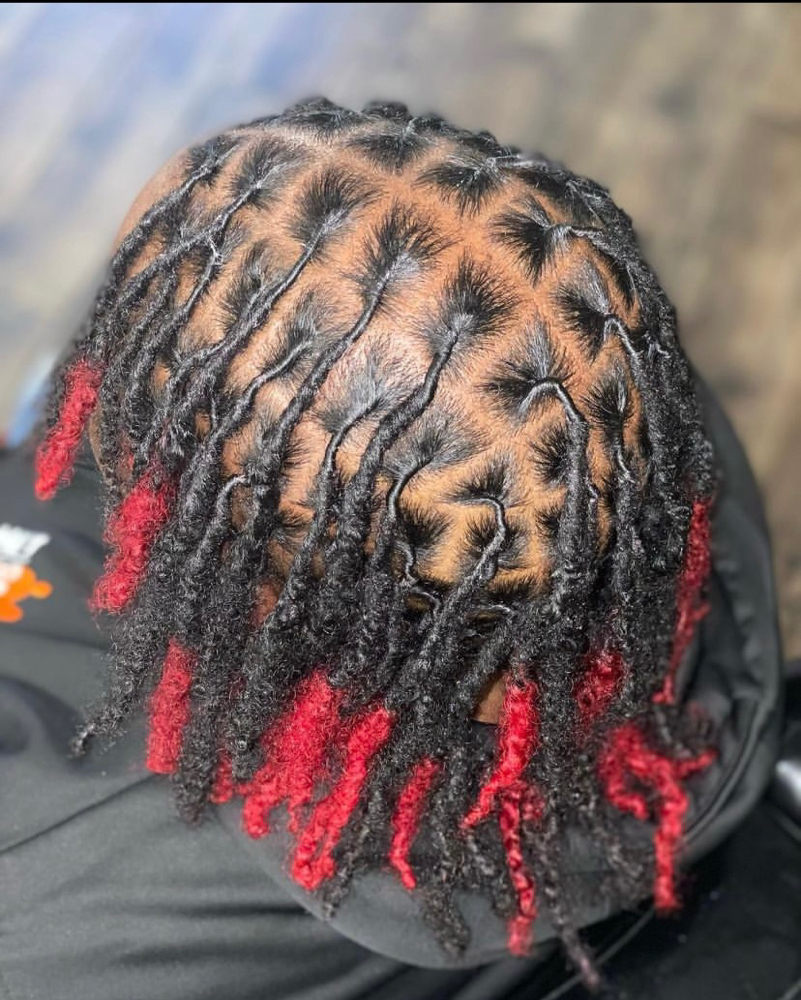 Retwist ONLY at Estrebeautyy in Columbia, MO