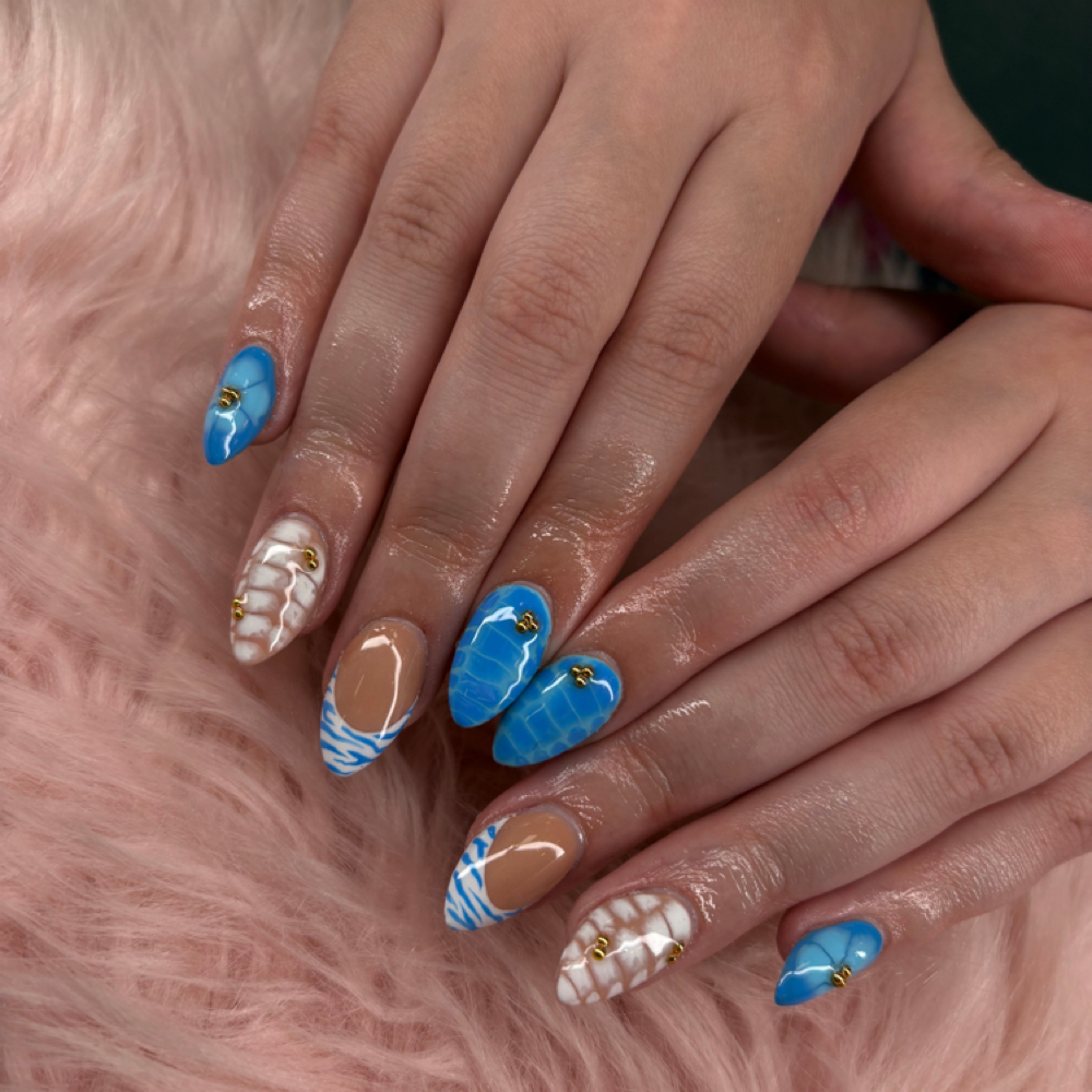 Tier 2 Designs at DesignedbyRonni in Massillon, OH