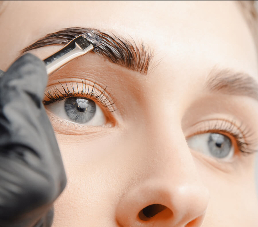 Eyebrow Tint & wax