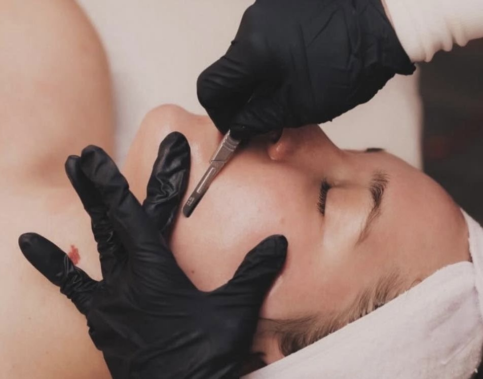 Dermaplane & Dash
