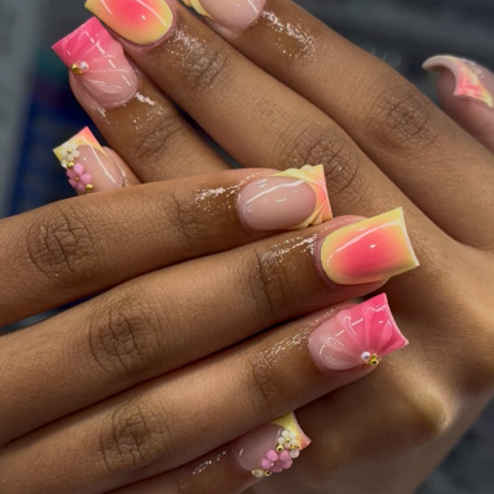 Level 2 Art at NailsByMylinh in Sioux Falls, SD