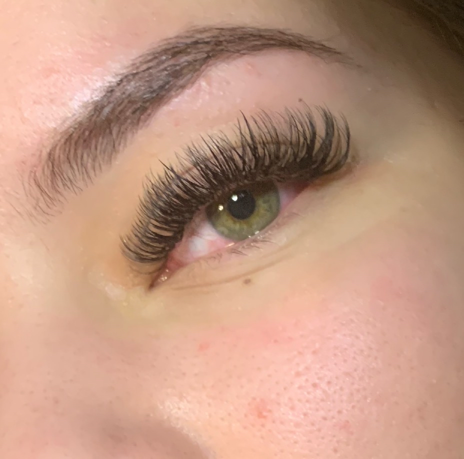 Hybrid Lash Extentions