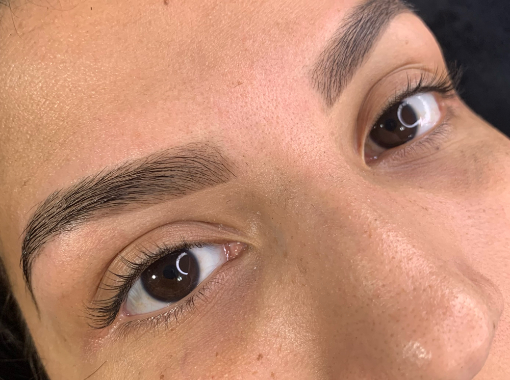 Brow Desing + Wax