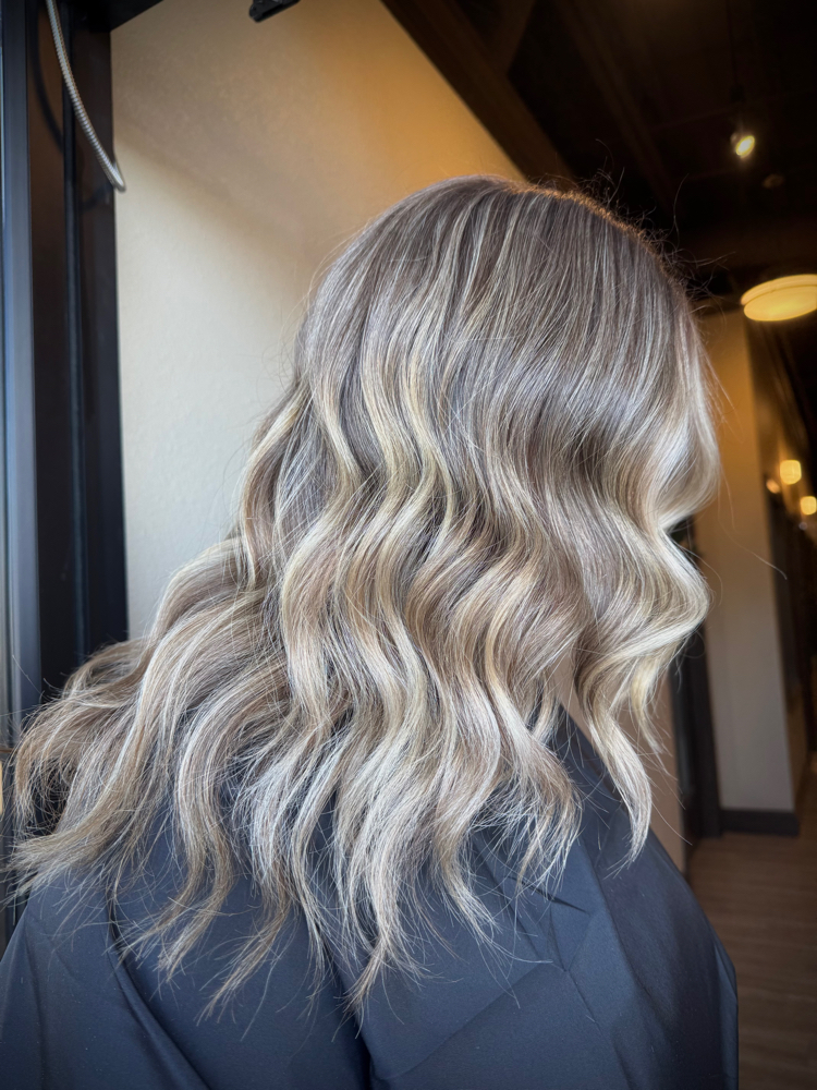 Consultations at Queenie_Stylezz⚡️Mane Outlaw in Friendswood, TX