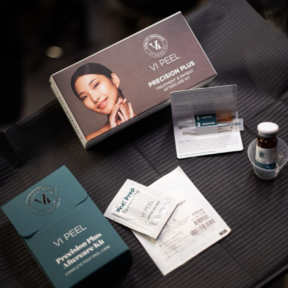 VI Chemical Peel at The Raq Effect in Festus, MO