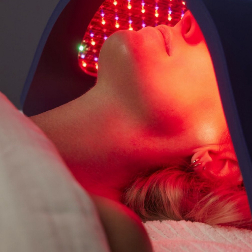 Signature Opulent Facial w/ LED