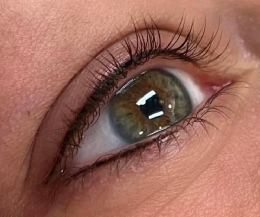Bottom Eyeliner