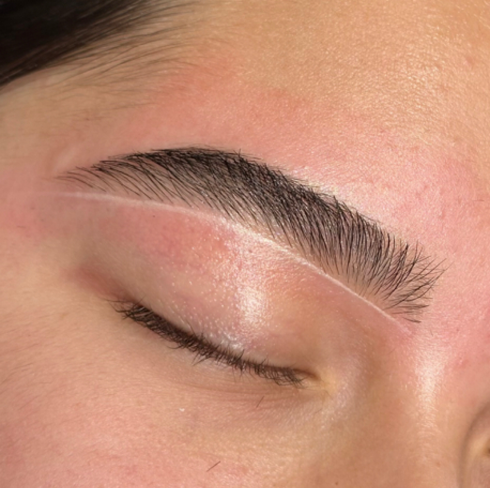 Brow Wax at BrowsbyNia in Brawley, CA