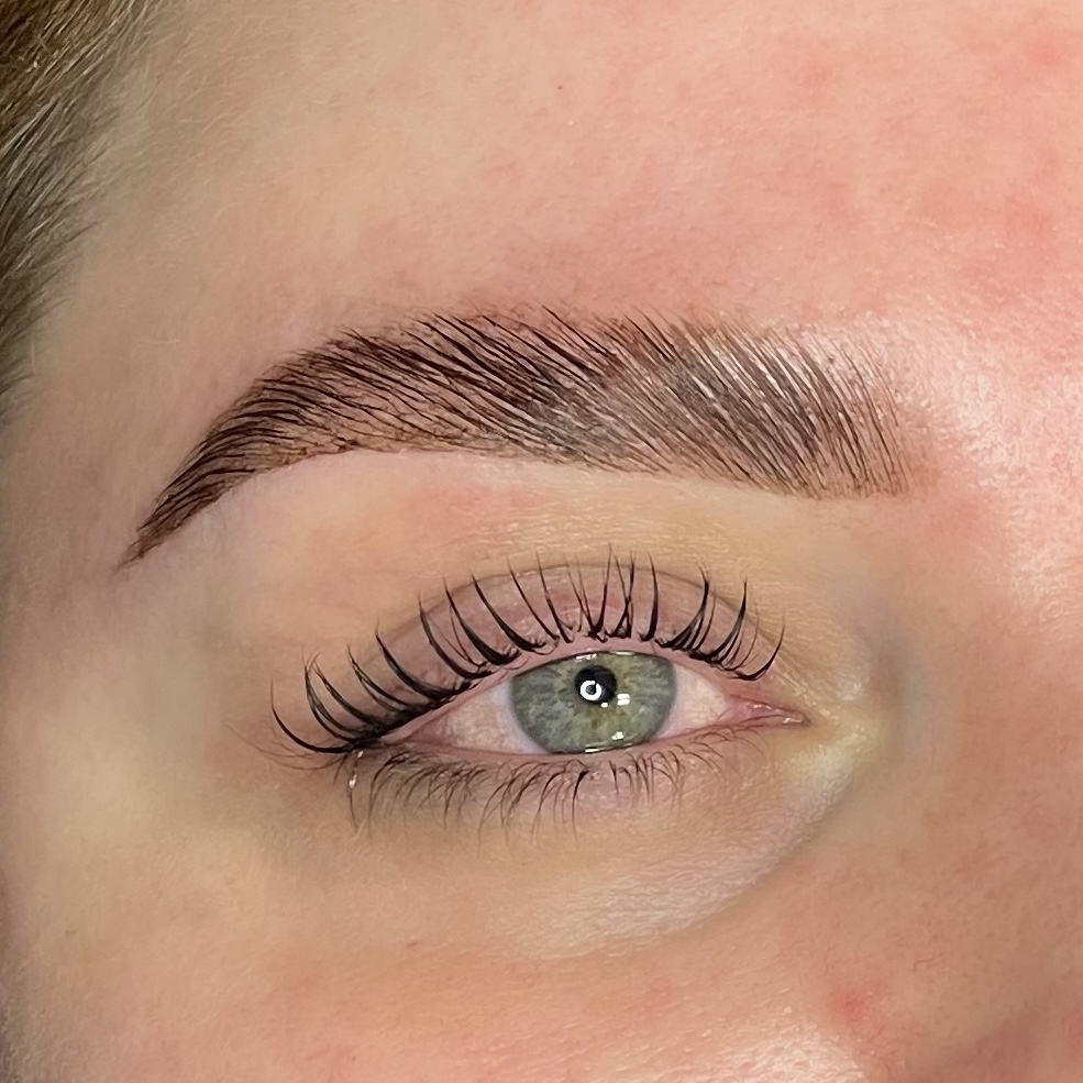 Lash Lift + Full Brow Service
