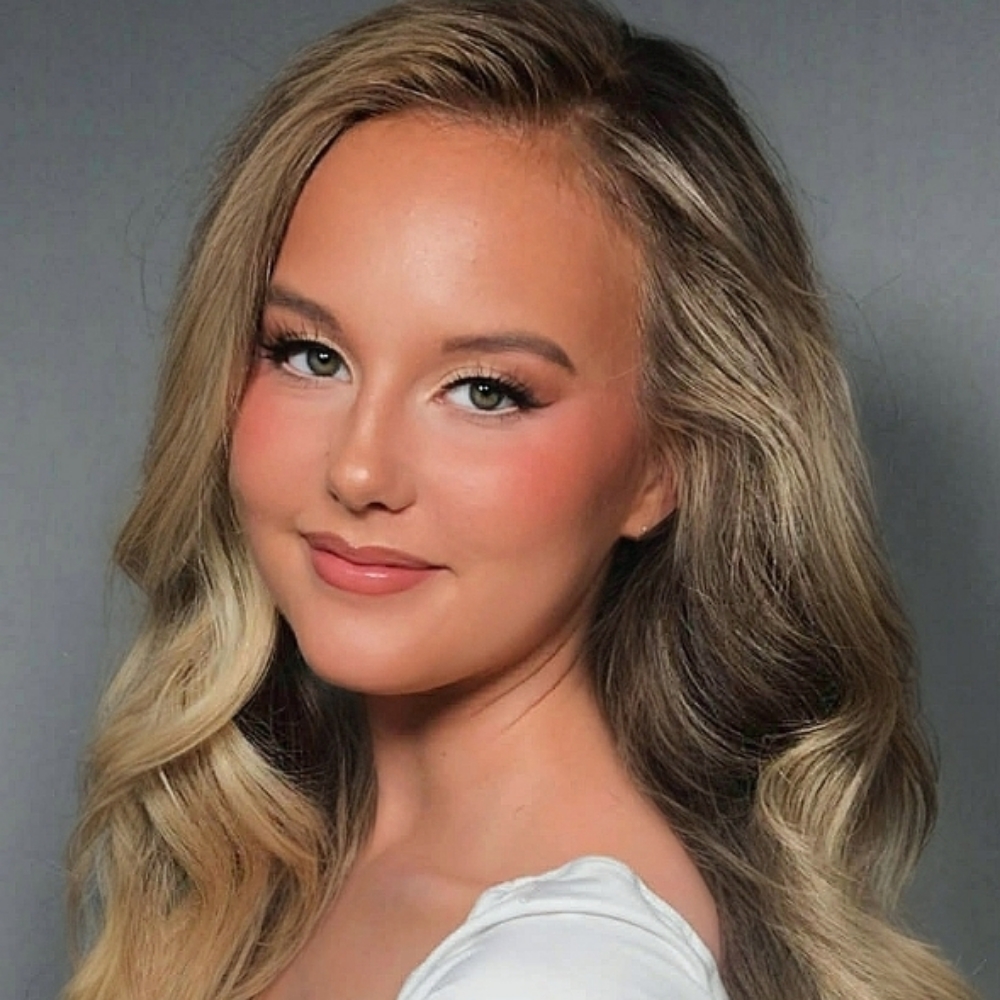Makeup and Simple Curls at Beauty by Brittany Chevelle in Saraland, AL