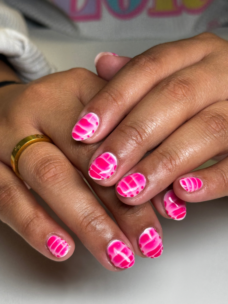 luminary fill *short*+ detailed art at Bonita Beauty in Knoxville, TN