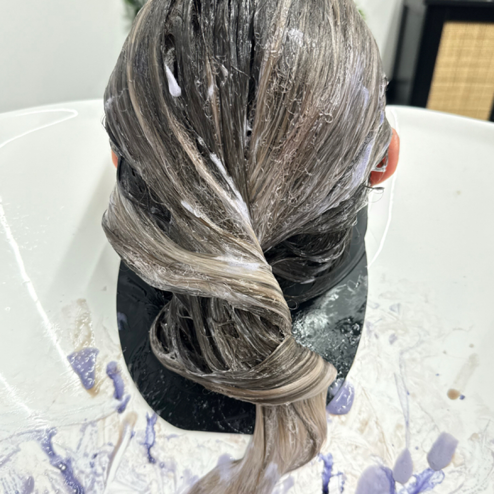 Gloss Refresh at MHL Makiah Gibson in Wilmington, IL