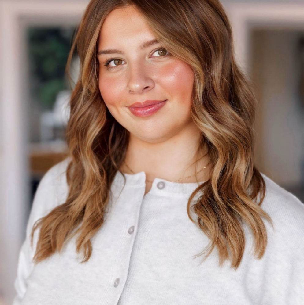 REDKEN 10 Min Color & Cut Juliana at West Salon // South Boston in South Boston, MA