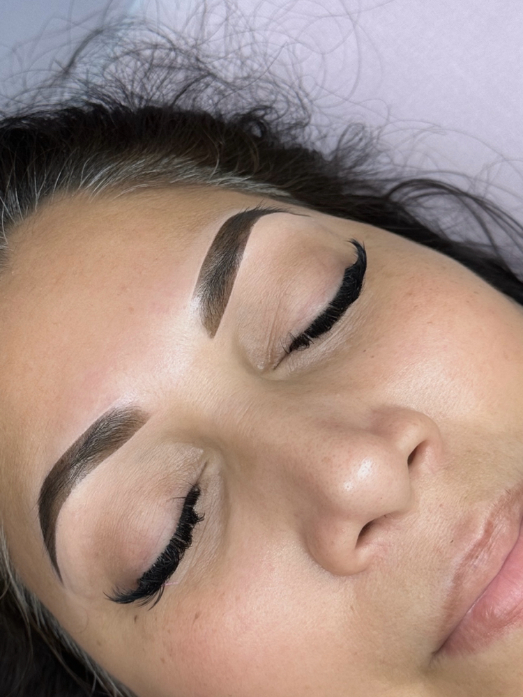 Brow Waxing & Tint