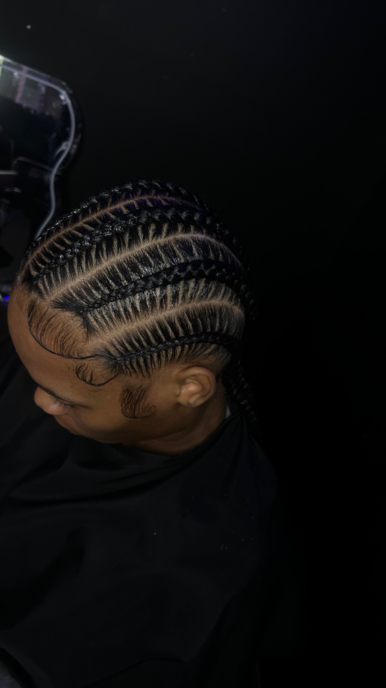 6 Stitch Braids at Grippedbymir in Eastpointe, MI