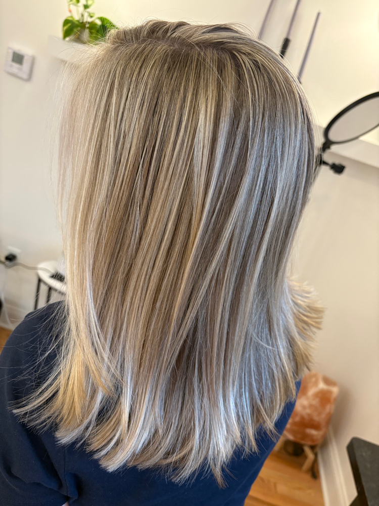 Full Blonding Service