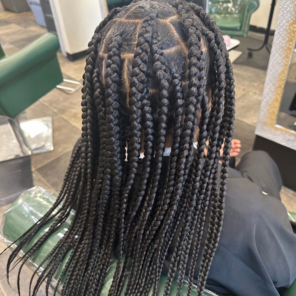 Jumbo Knotless Braids at Braids Bliss in Santa Clara, CA