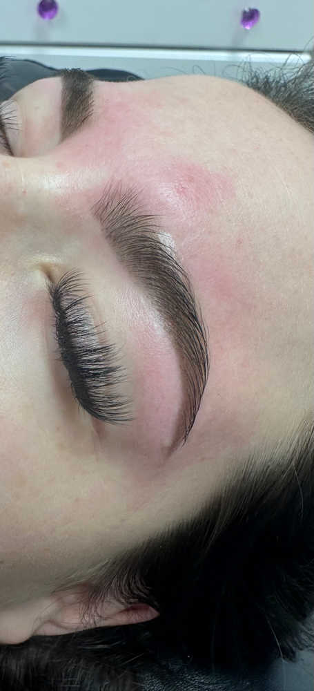 Eyebrow Wax and Hybrid Dye