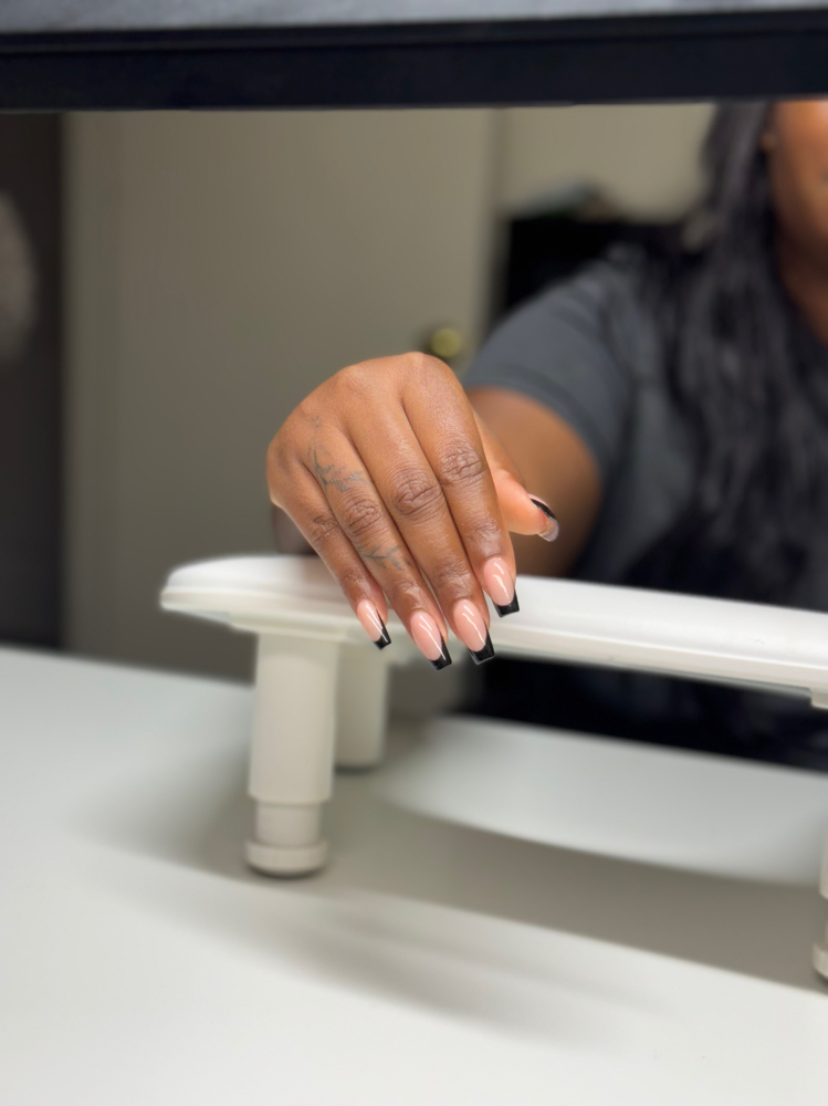 Medium Nail Extentions