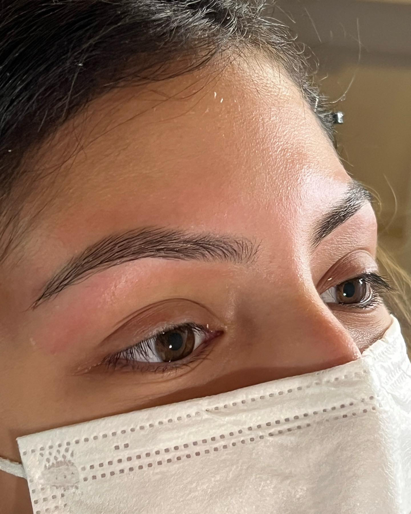 Brow Wax/Tweezing