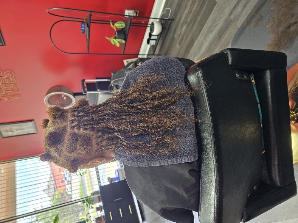 Micro Loc/Twist Installation at Locs of Love in Chattanooga, TN