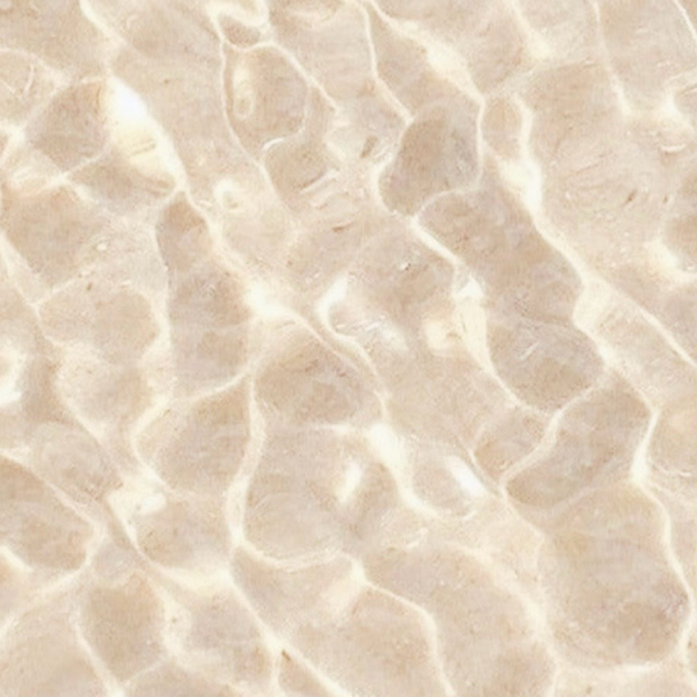 Lip Wax at Bella Donna Hair Studio LLC in Thornton, CO