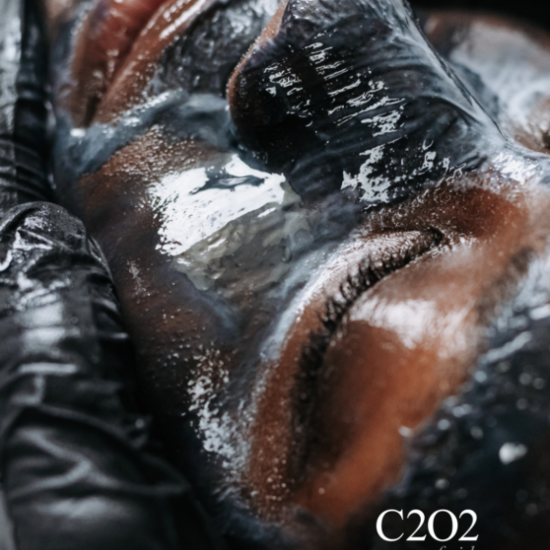 C2O2 Clarifying Facial