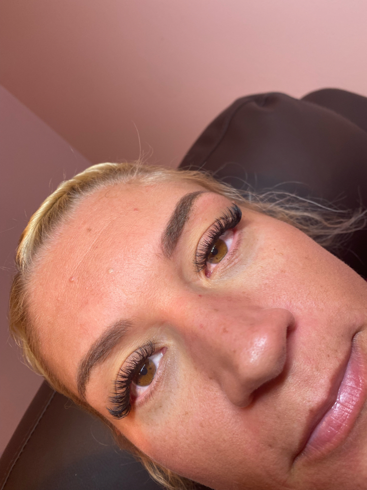 3 Week Volume Lash Fill