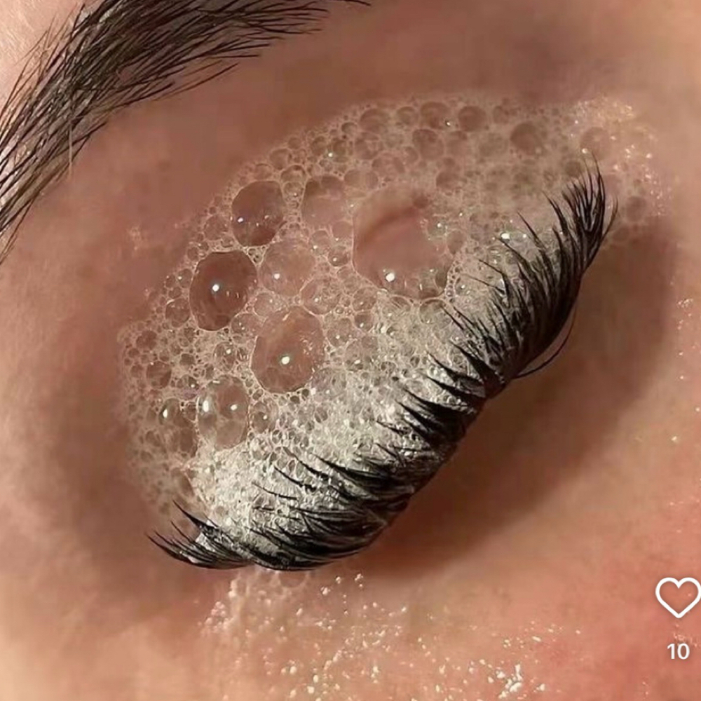 Lash Bath – Deep Cleansing Service at Blink By Jenny lashes & brows studio in Jacksonville, FL