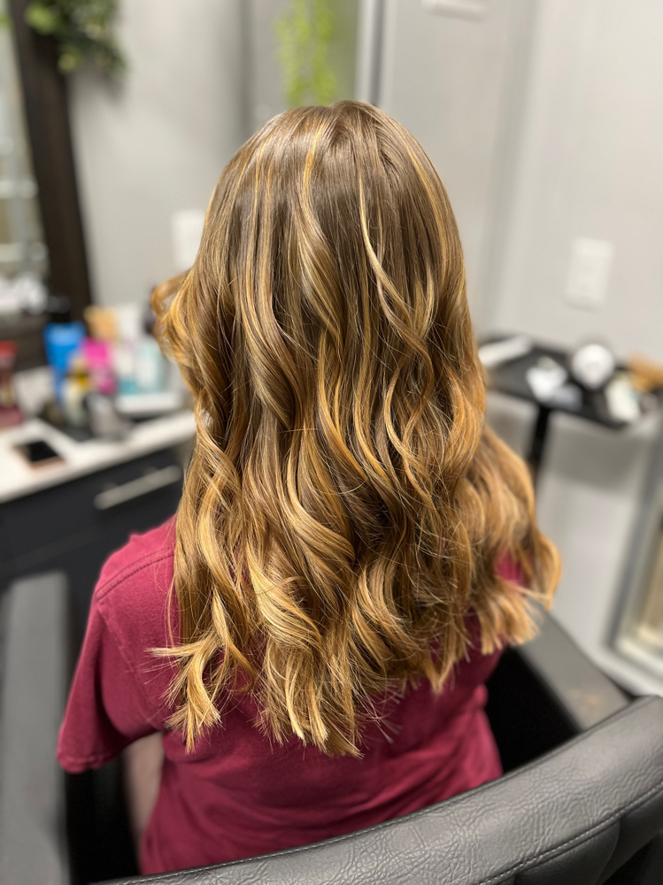 Tranformative Blonding W/Cut