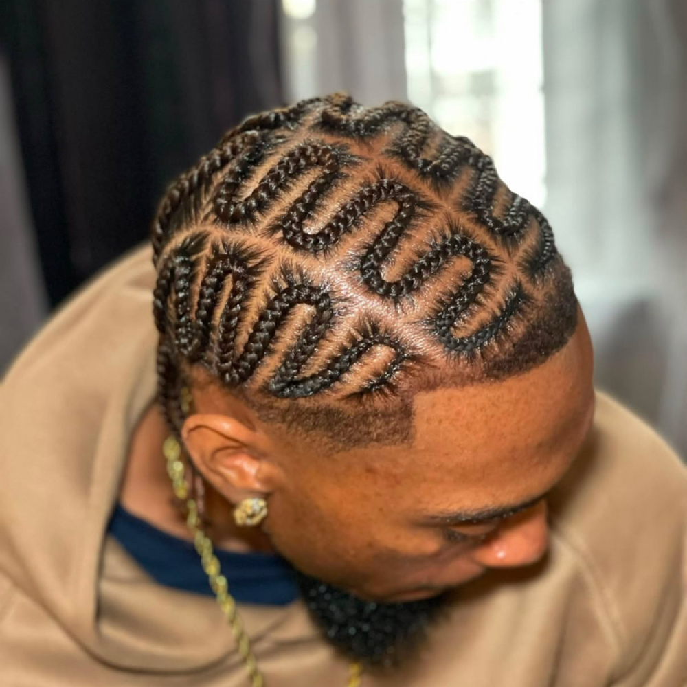 Stitch Braids at Meenahsbeauty in Clifton, NJ