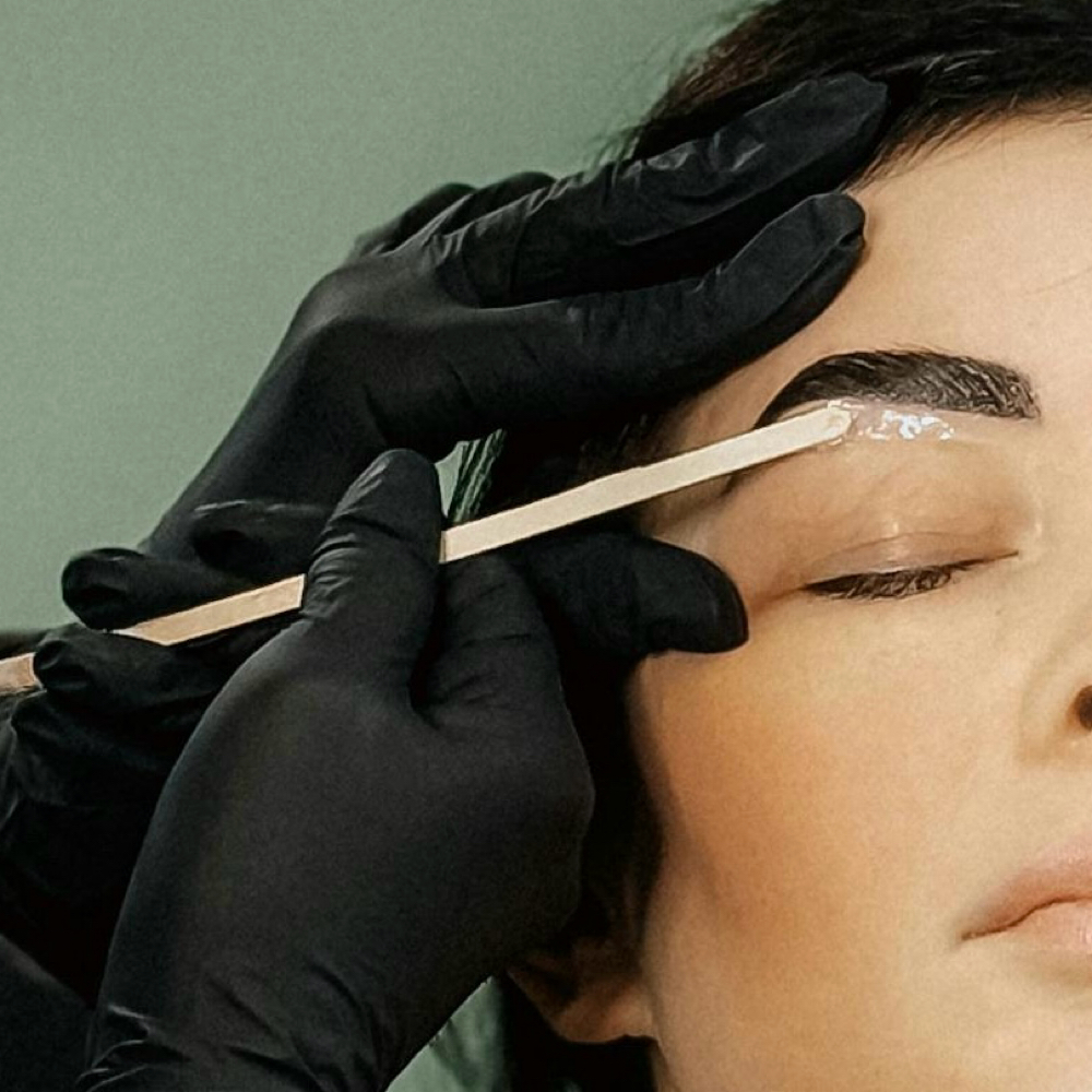 Brow Wax + Tweeze at Melissa Renae Esthetics in Tulsa, OK