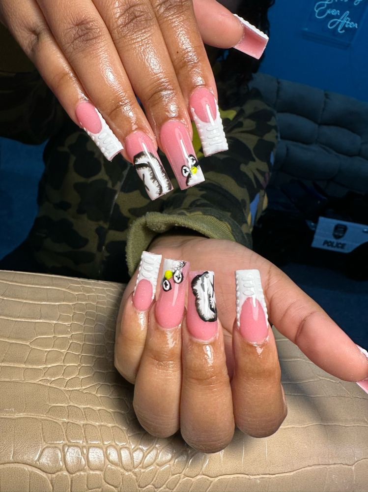 Kaws/ French Tip