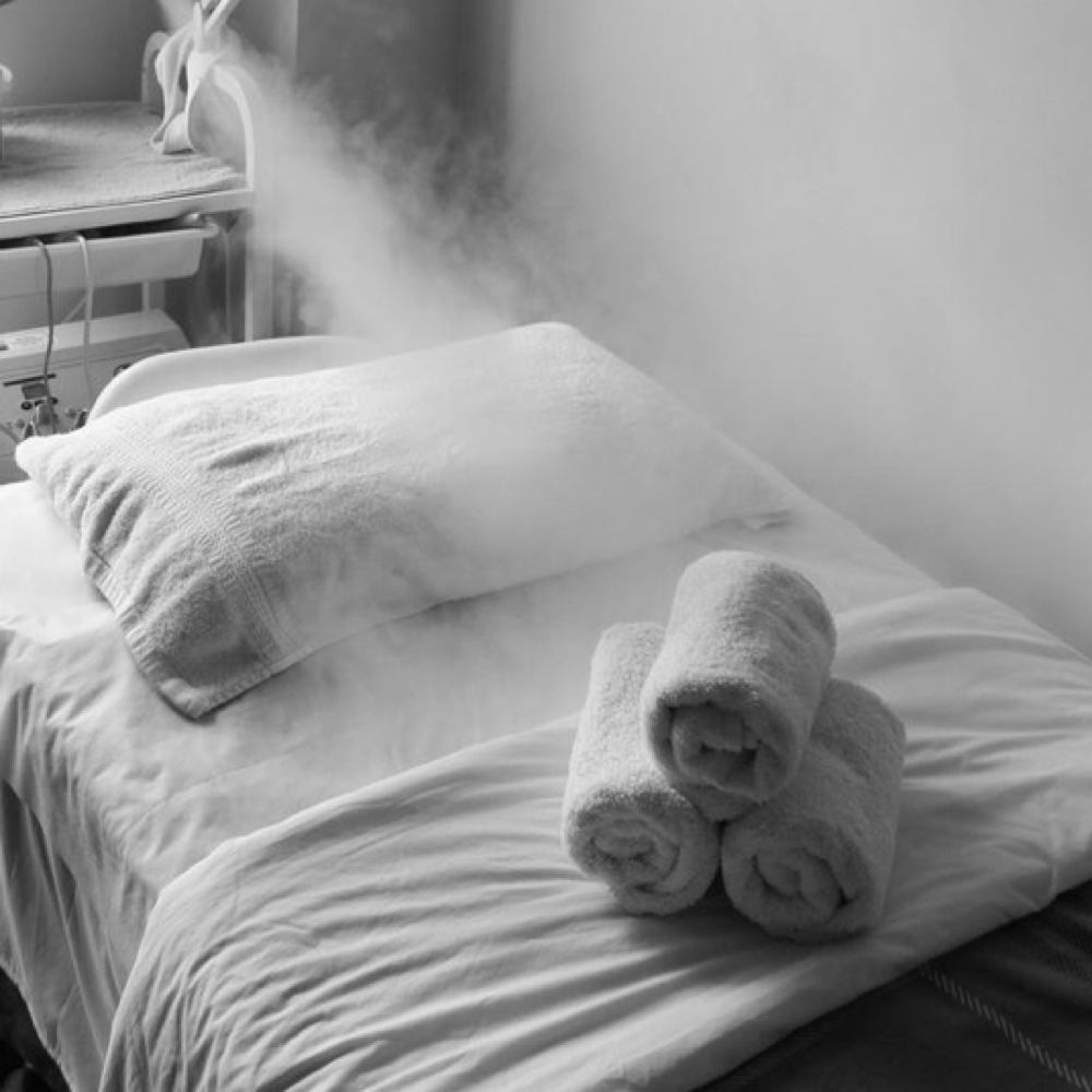 The Body Glow Back Facial at Am Luxe Artistry in Orlando, FL
