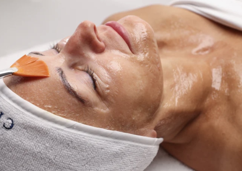 Luxe Lift Facial