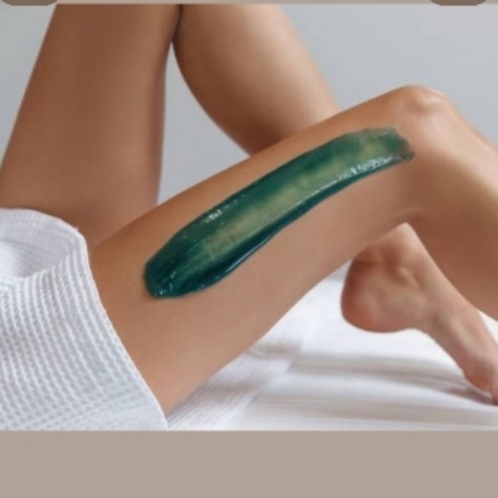 Whole Leg Waxing at Couture hair and day spa in Rock Falls, IL