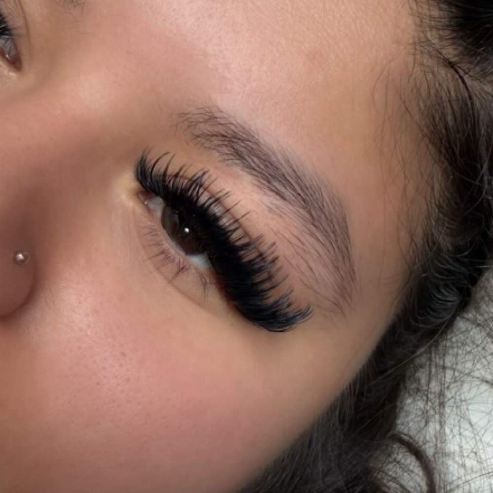 Volume Lashes at DesireLuxe Lashes in Fort Washington, MD