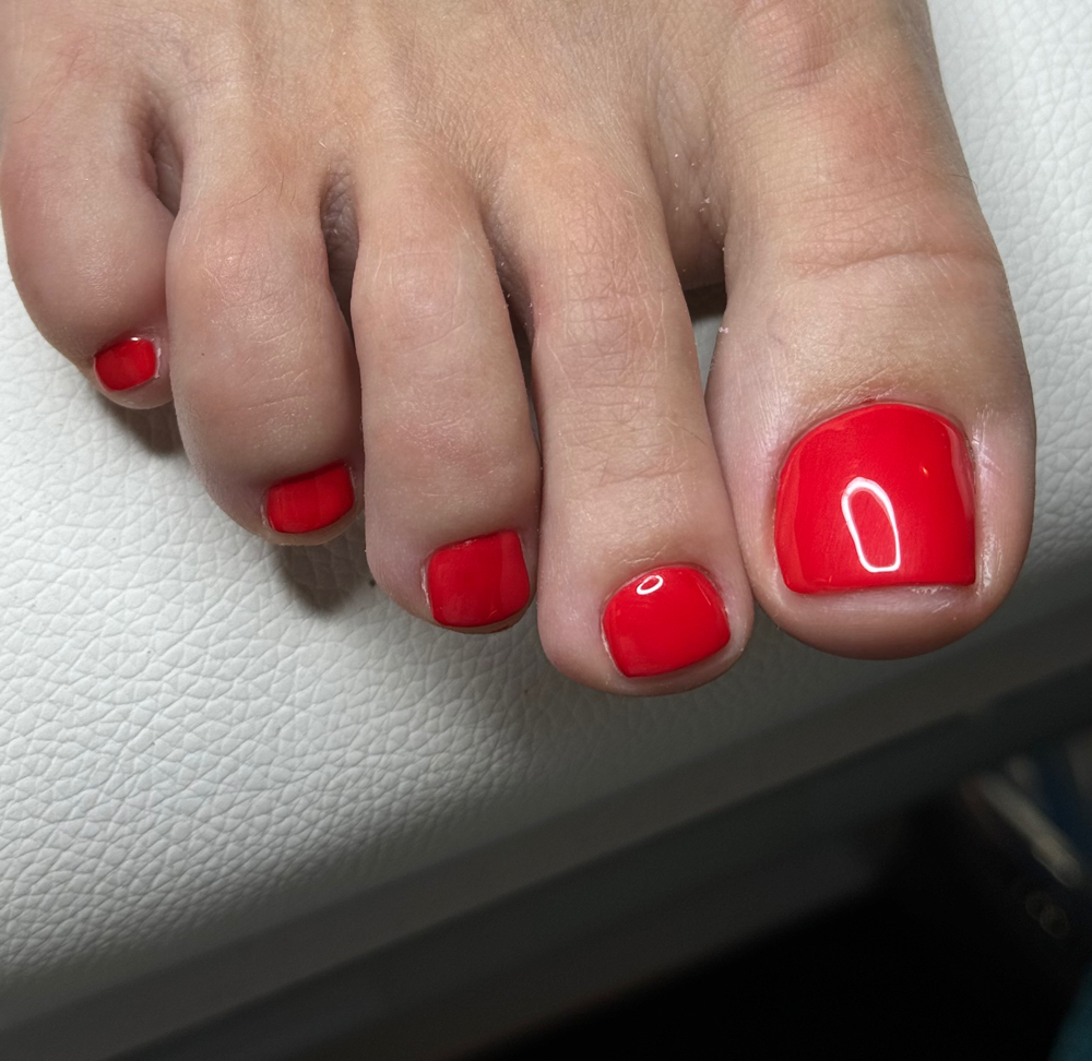 Pedicure gel polish